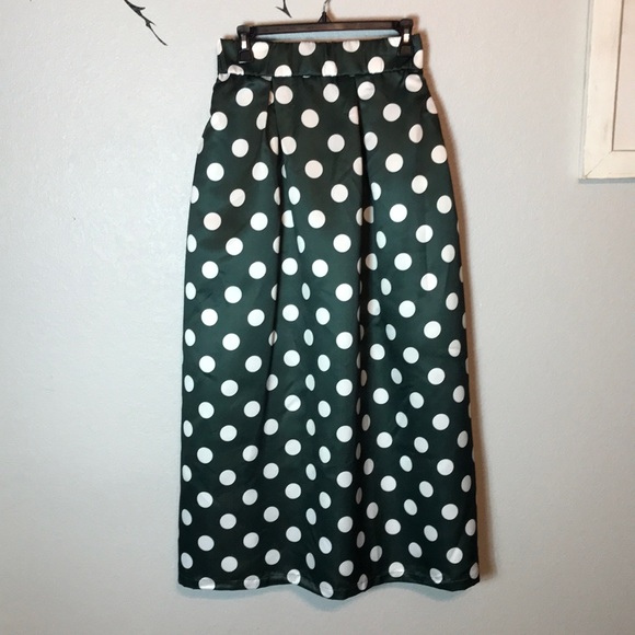 Vintage inspired Green and white Polkadotted long skirt size 3X fits like 2X - Picture 6 of 8